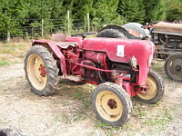 Tracteur (Fete de la Moisson St Simeon de Bressieux 2006) (07)